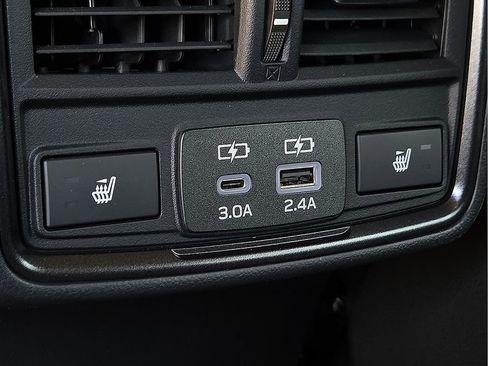 Certified 2025 Subaru Forester Touring AWD/4WD image 11