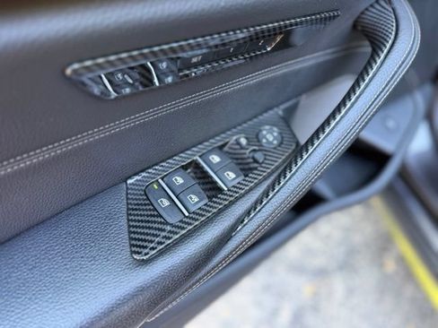 Used 2017 BMW 540i RWD image 13