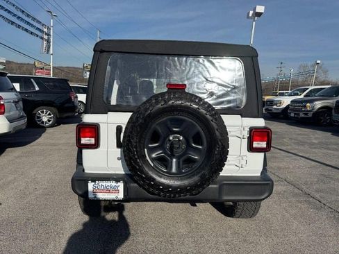 Used 2021 Jeep Wrangler Unlimited Sport image 5