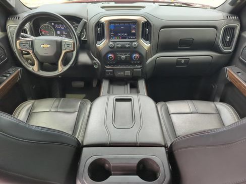 Used 2019 Chevrolet Silverado 1500 High Country w/ Technology Package RWD image 15