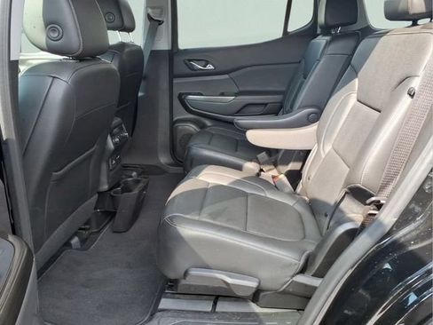 Used 2023 GMC Acadia SLT w/ Elevation Edition FWD image 21