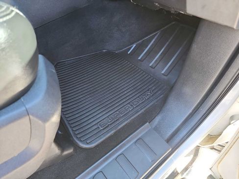 Used 2013 Ford F250 Lariat w/ Lariat Ultimate Pkg image 46