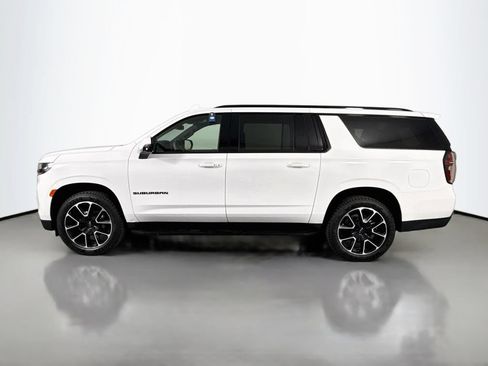 Used 2023 Chevrolet Suburban RST w/ Luxury Package AWD/4WD image 4