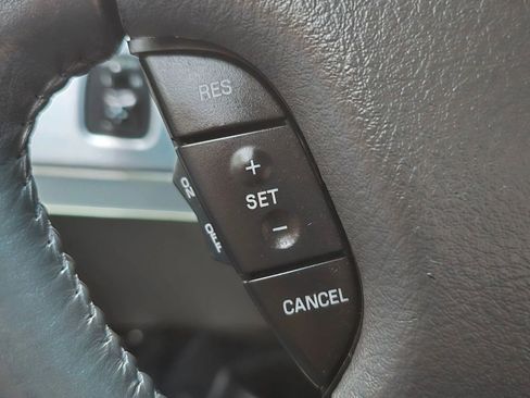 Used 2002 Ford Thunderbird image 24