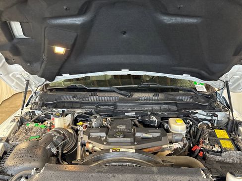 Used 2017 RAM 2500 Laramie w/ Convenience Group image 30