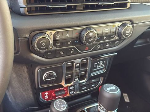 New 2026 Jeep Wrangler Unlimited Rubicon image 31