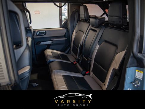 Used 2022 Ford Bronco Wildtrak image 14