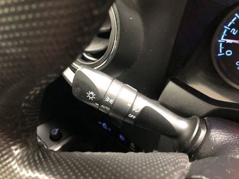 Used 2022 Toyota Tacoma TRD Sport image 21