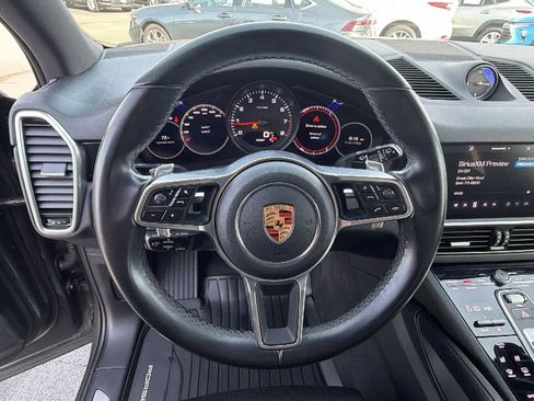 Used 2019 Porsche Cayenne AWD/4WD image 18