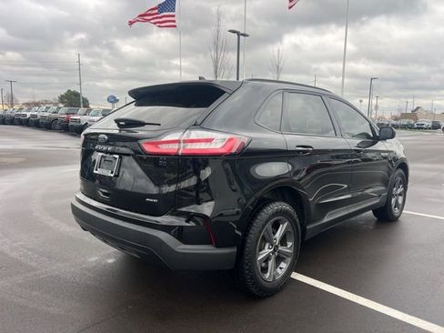Used 2023 Ford Edge SEL w/ Sport Appearance Package image 5