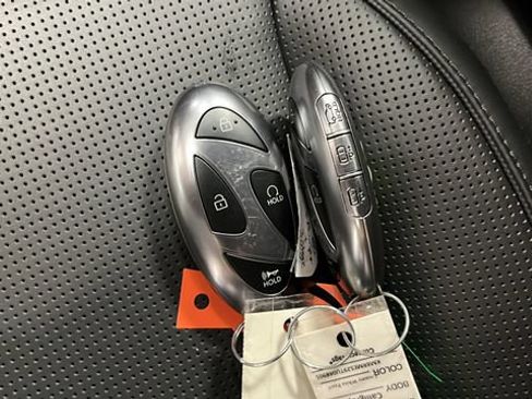 Used 2026 Hyundai Palisade Calligraphy AWD/4WD image 9