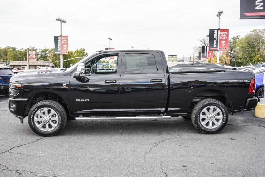Used 2025 RAM 2500 Laramie w/ Sport Appearance Package AWD/4WD image 13