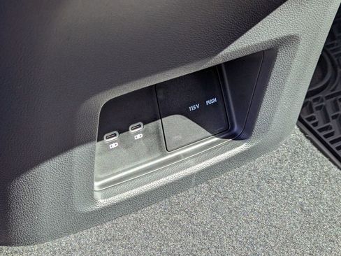 New 2026 Volkswagen Atlas SE AWD/4WD image 25