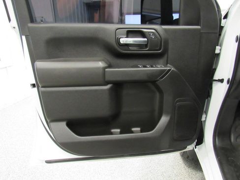 Used 2022 Chevrolet Silverado 2500 W/T w/ WT Fleet Convenience Package AWD/4WD image 31