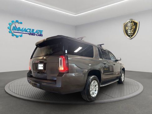 Used 2020 GMC Yukon XL SLT AWD/4WD image 5