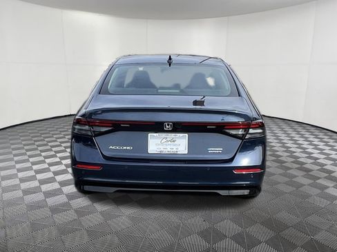 Used 2024 Honda Accord Touring image 5