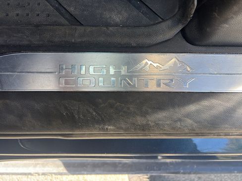 Used 2025 Chevrolet Silverado 3500 High Country w/ Technology Package AWD/4WD image 11