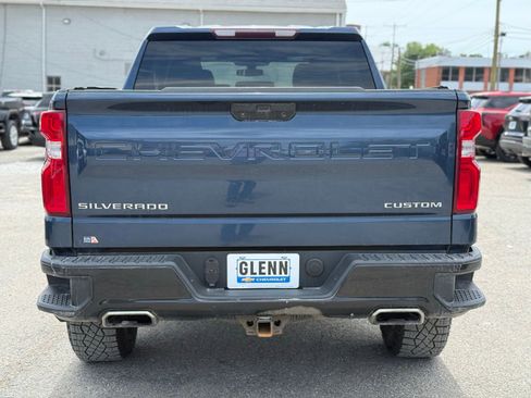 Used 2019 Chevrolet Silverado 1500 Custom Trail Boss w/ Custom Convenience Package AWD/4WD image 12