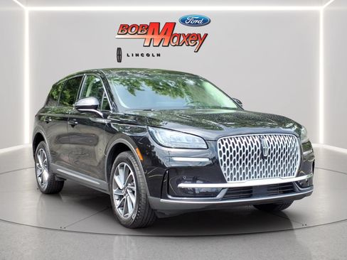 Used 2023 Lincoln Corsair FWD w/ Equipment Group 101A image 3