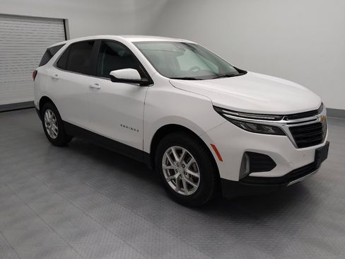 Used 2024 Chevrolet Equinox LT image 11