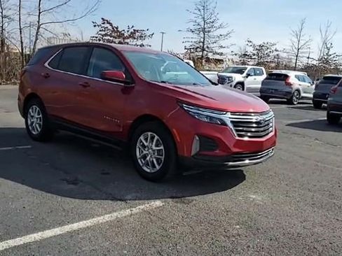 Certified 2023 Chevrolet Equinox LT image 2