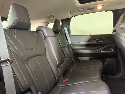Used 2025 INFINITI QX60 Sensory w/ Vision Package AWD/4WD image 29