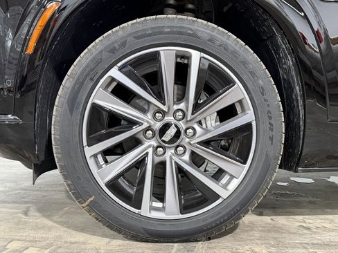 New 2026 Cadillac Vistiq Luxury AWD/4WD image 11
