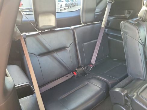 Used 2024 Mitsubishi Outlander SE Black Edition image 16