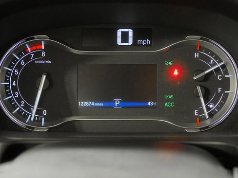 Used 2016 Honda Pilot Touring image 48