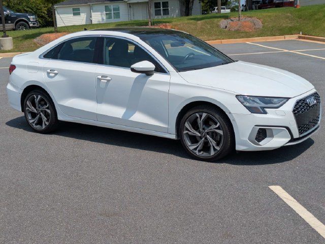 Used 2022 Audi A3 2.0T Premium FWD image 2