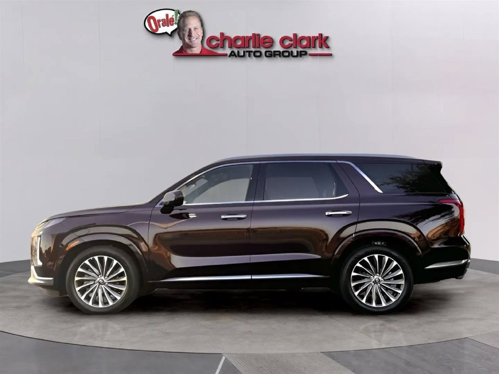 Certified 2024 Hyundai Palisade Calligraphy AWD/4WD image 2