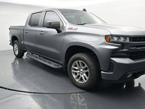 Used 2020 Chevrolet Silverado 1500 RST AWD/4WD image 2