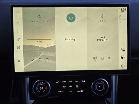 Used 2023 Land Rover Range Rover SE image 21