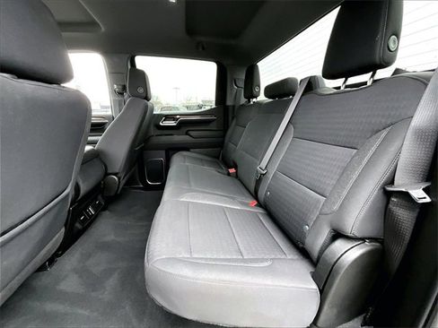 Used 2023 Chevrolet Silverado 1500 LT image 14