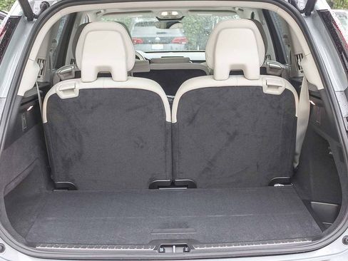 New 2026 Volvo XC90 T8 Ultra w/ Protection Package Premier AWD/4WD image 13