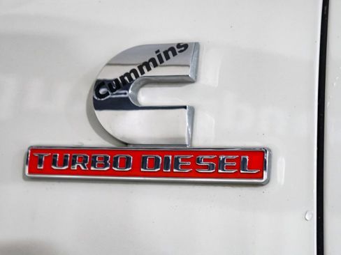 Used 2023 RAM 2500 Limited AWD/4WD image 47