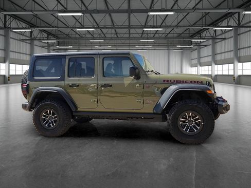 New 2026 Jeep Wrangler Unlimited Rubicon w/ Xtreme 35 Tire Package AWD/4WD image 5