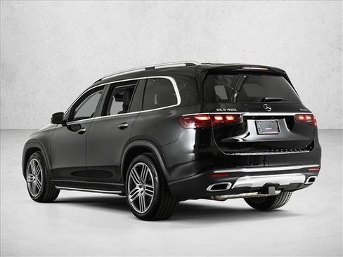 Certified 2025 Mercedes-Benz GLS 450 4MATIC image 8