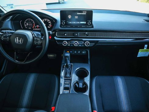 Certified 2025 Honda Civic Sport image 17