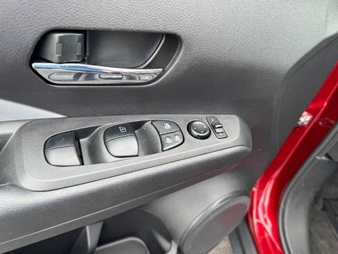 Certified 2023 Nissan Kicks SR w/ SR Premium Package FWD image 15