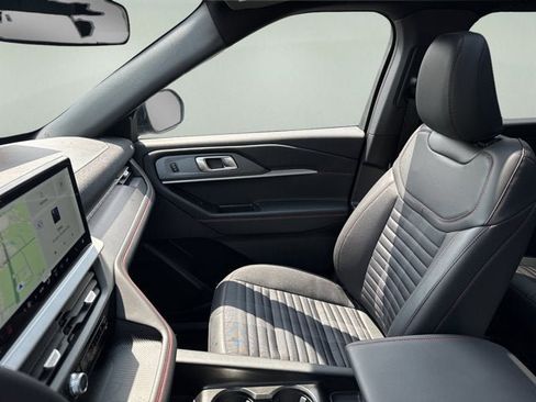 New 2026 Ford Explorer ST-Line AWD/4WD image 17