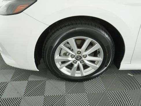 Used 2025 Toyota Camry LE image 17