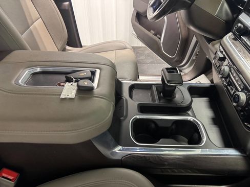 Used 2022 Chevrolet Silverado 1500 LTZ w/ LTZ Convenience Package II image 17