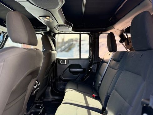 Used 2019 Jeep Wrangler Unlimited Sport S image 20