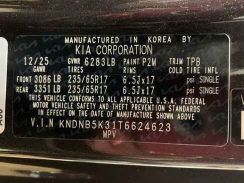 New 2026 Kia Carnival LX image 16