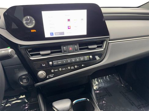 Used 2024 Lexus ES 350 image 60