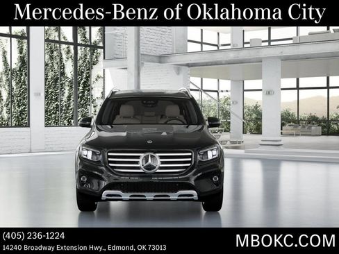 Used 2026 Mercedes-Benz GLB 250 image 8