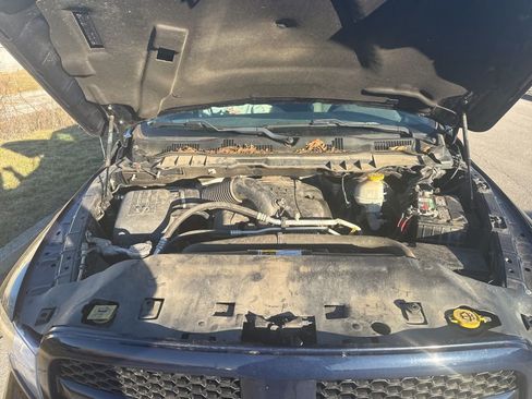 Used 2017 RAM 1500 Express w/ Express Value Package image 8