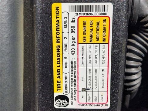 Used 2018 Ford Edge SE image 19