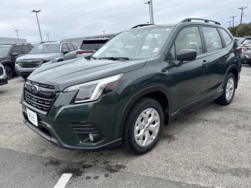 Used 2023 Subaru Forester image 7